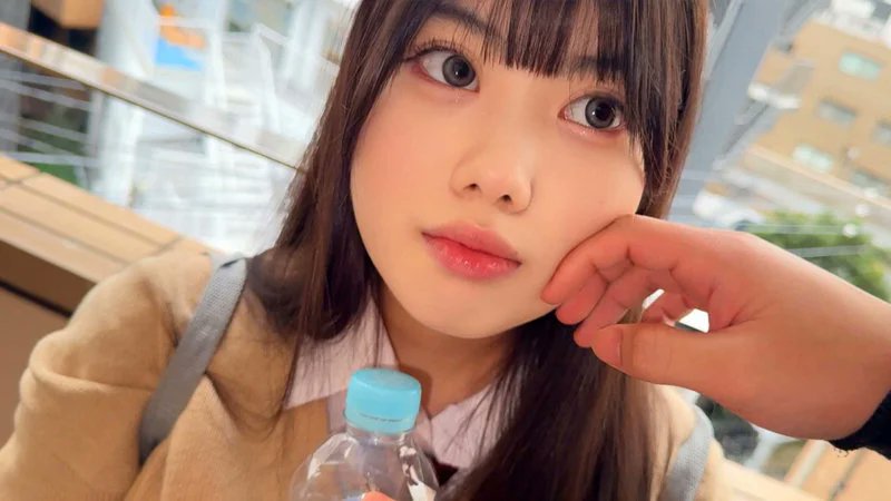 FloridaFreeBird's tweet photo. 天然ちゃんと言うか不思議ちゃんです。

本編はこちら👉https://t.co/Bl2dkCnEYW

こちらも👉https://t.co/PhRublChin オススメ！ https://t.co/psEnoYdH9Z