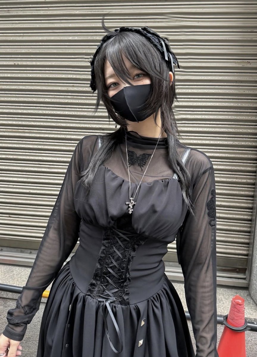- 꽃 Hana tweet media