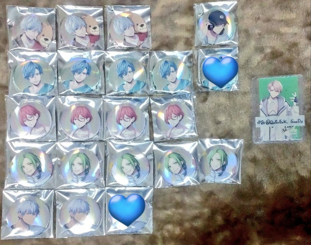 QxExExK_GooDs's tweet photo. 【交換】B-PROJECT Bプロ PrivateRoom ポプア 缶バッチ

譲→北門 ★金城 愛染 音済 ✫王茶利 ✫野目 ✫釈村 ✫唯月 ✫遙日 ✫明謙 ✫殿
サイン→釈村 唯月 明謙 殿

求→増長

✫は定価譲渡または異種(9th/half)交換
★は✫含む交換優先
(※単体へのお返事遅くなります)

都内手渡し(要相談)/郵送交換 https://t.co/B7it7R3CNs