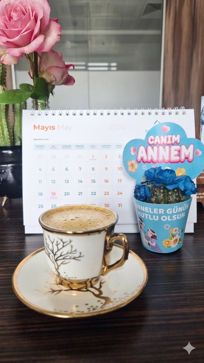 NzmGren's tweet photo. Birini mutlu etmek istedikten sonra bahane yoktur, minicik birşey bile yetiyor. https://t.co/RauVhMaMMx