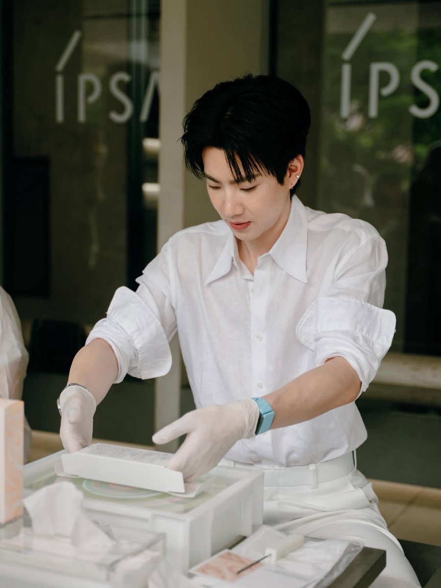 tumcialupdates's tweet photo. OFF X IPSA TH
#IPSATheTimeResetAqua
#โลชั่นน้ำตบจบครบทุกมิติผิว
#IPSAThailand
#ออฟจุมพล #OffJumpol https://t.co/ZwGQf0VUVL