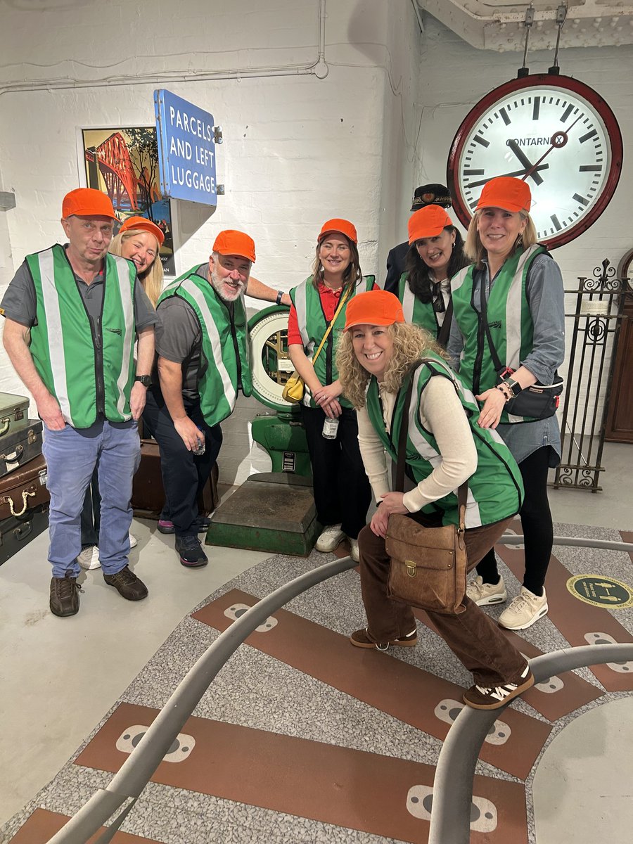 Glasgow Central Tours tweet media
