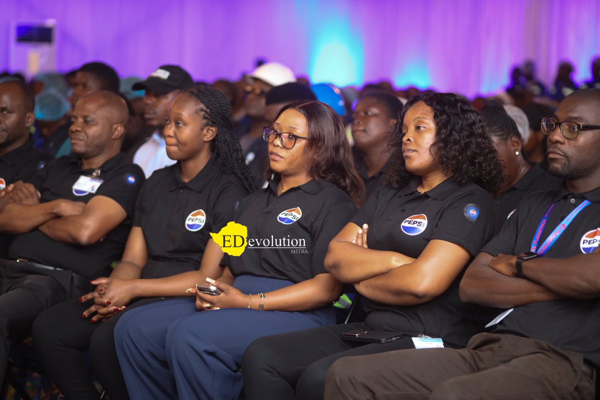 EDevolutionZW tweet media