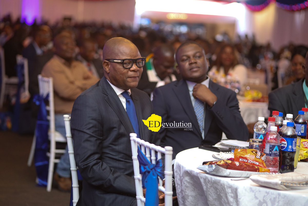 EDevolutionZW tweet media
