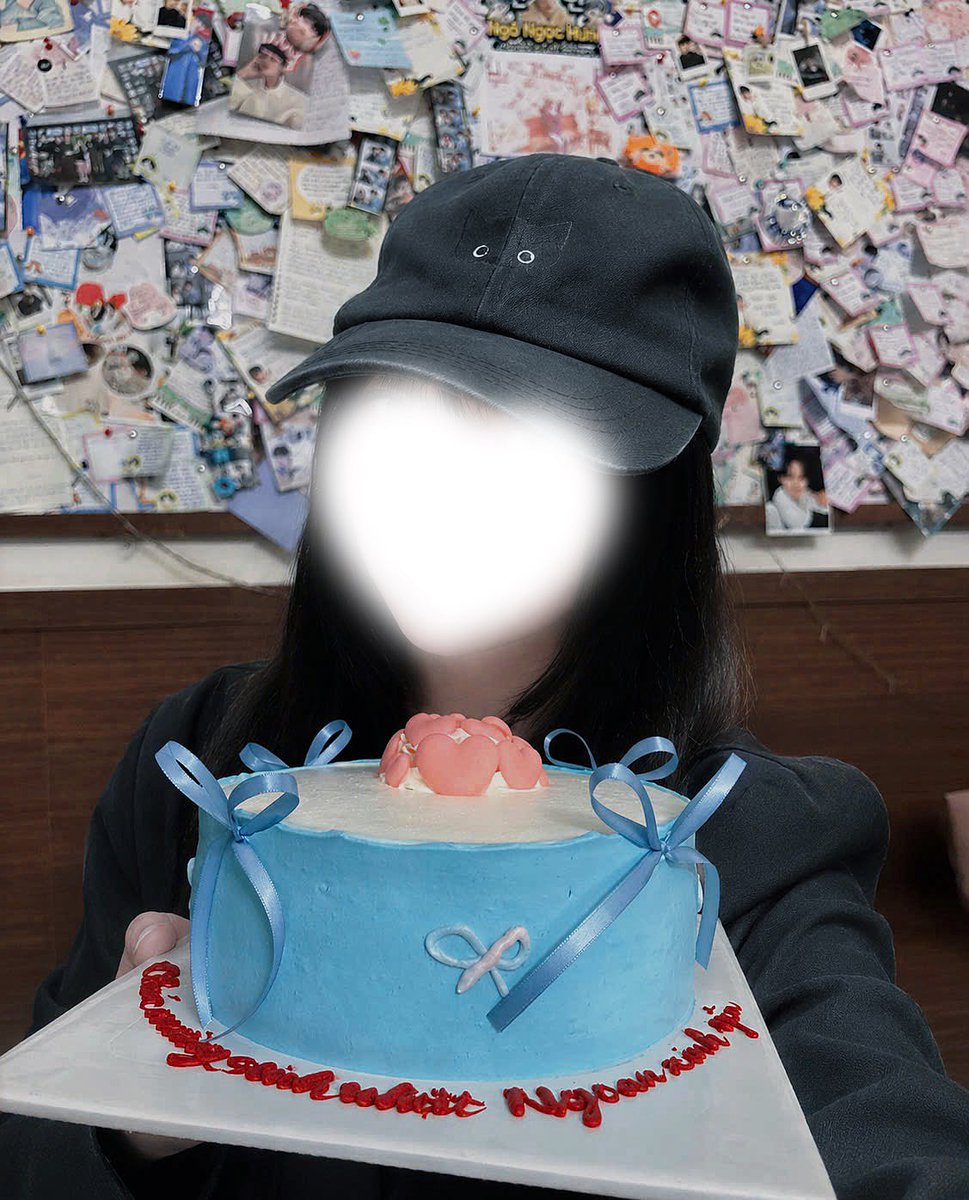 スアン tweet media