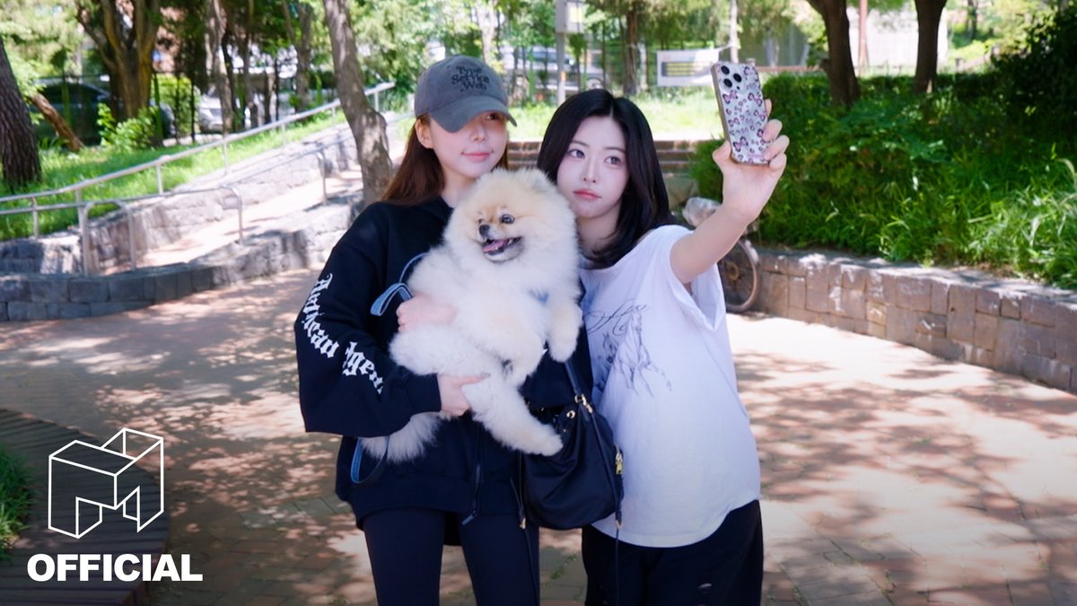 tripleS official tweet media