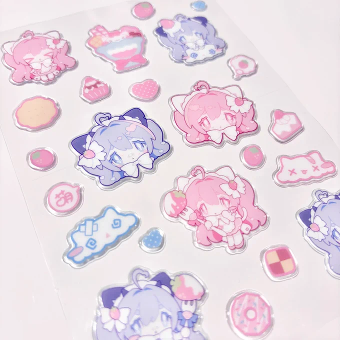 ぷっくりシールなんとか間に合いました!т  ̫ т 透明でツヤツヤです デザフェス63で販売します〜!! #デザフェス63 #デザフェス