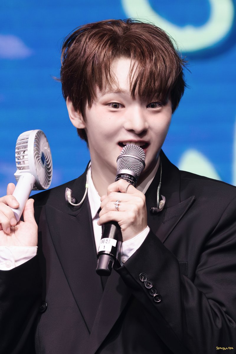 ✨️슈팅스타✨️ tweet media