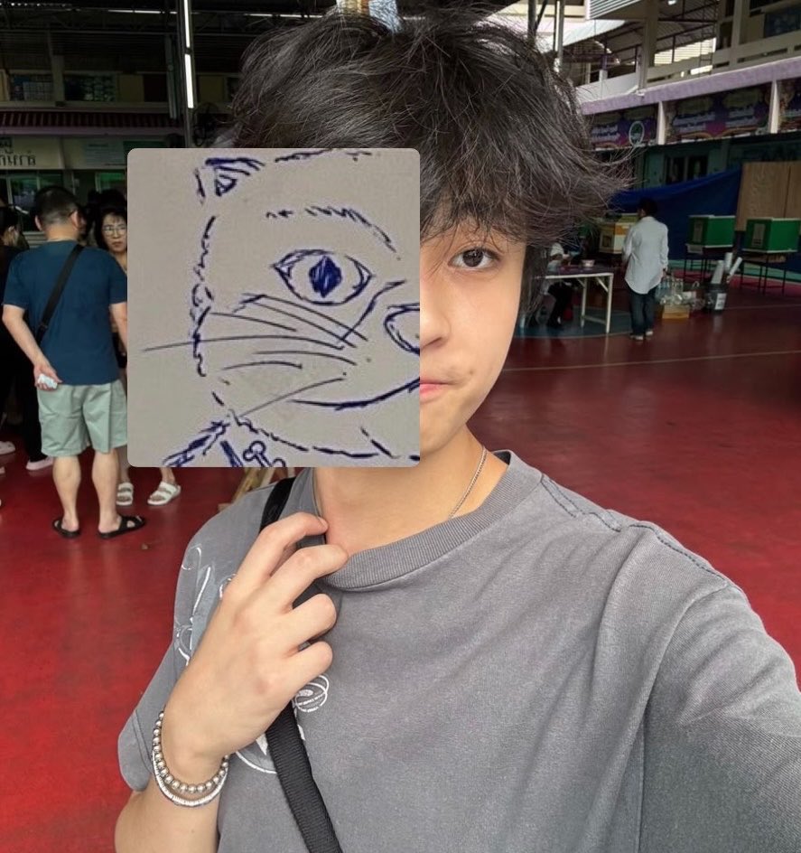 ออปอ tweet media
