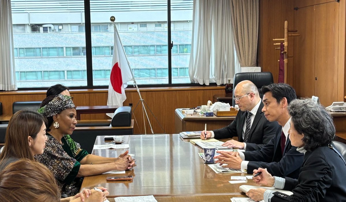 経済産業省 tweet media