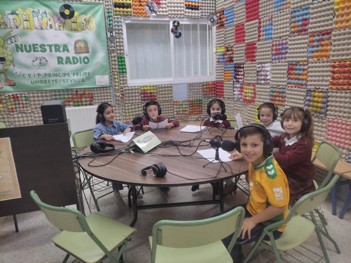 c_umbrete's tweet photo. PROGRAMA DE RADIO
El alumnado de 2º nos habla de lo que han aprendido con la Situación de Aprendizaje de Las Plantas.
https://t.co/V3sJsOfCbV https://t.co/goT2h4ilkj