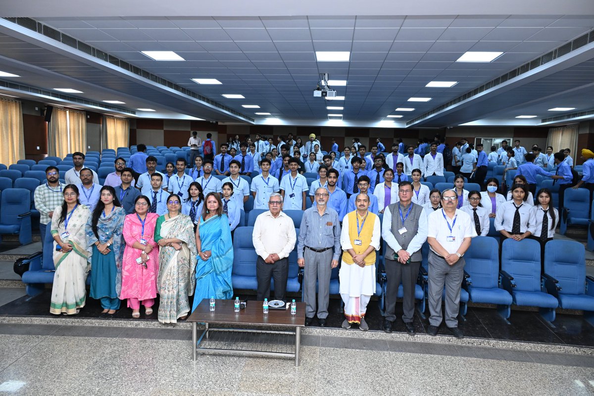 SRHUniversity's tweet photo. On National Technology Day 2026, themed “Responsible Innovation for Inclusive Growth,�� SRHU hosted an insightful guest lecture on “Paradigm of Urban Sustainability: The Indian Context” by Prof. Himanshu Joshi, Professor, Department of Hydrology, IIT Roorkee. https://t.co/d5nlhlFKX5