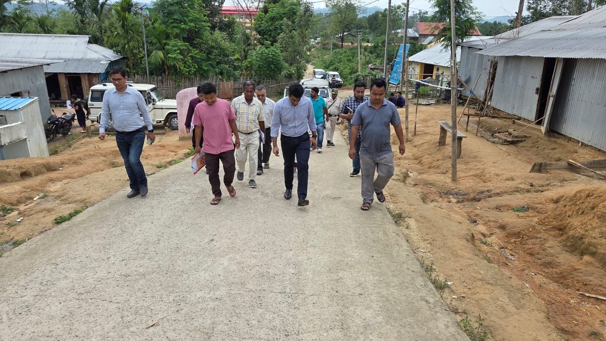 DM_Dhalai's tweet photo. Visited Haduklaupara Bru Settlement Site and inspected road, water, and basic facilities. Interacted with local residents to understand their concerns and discuss development needs for improving their quality of life. https://t.co/THLbhP3M4A
