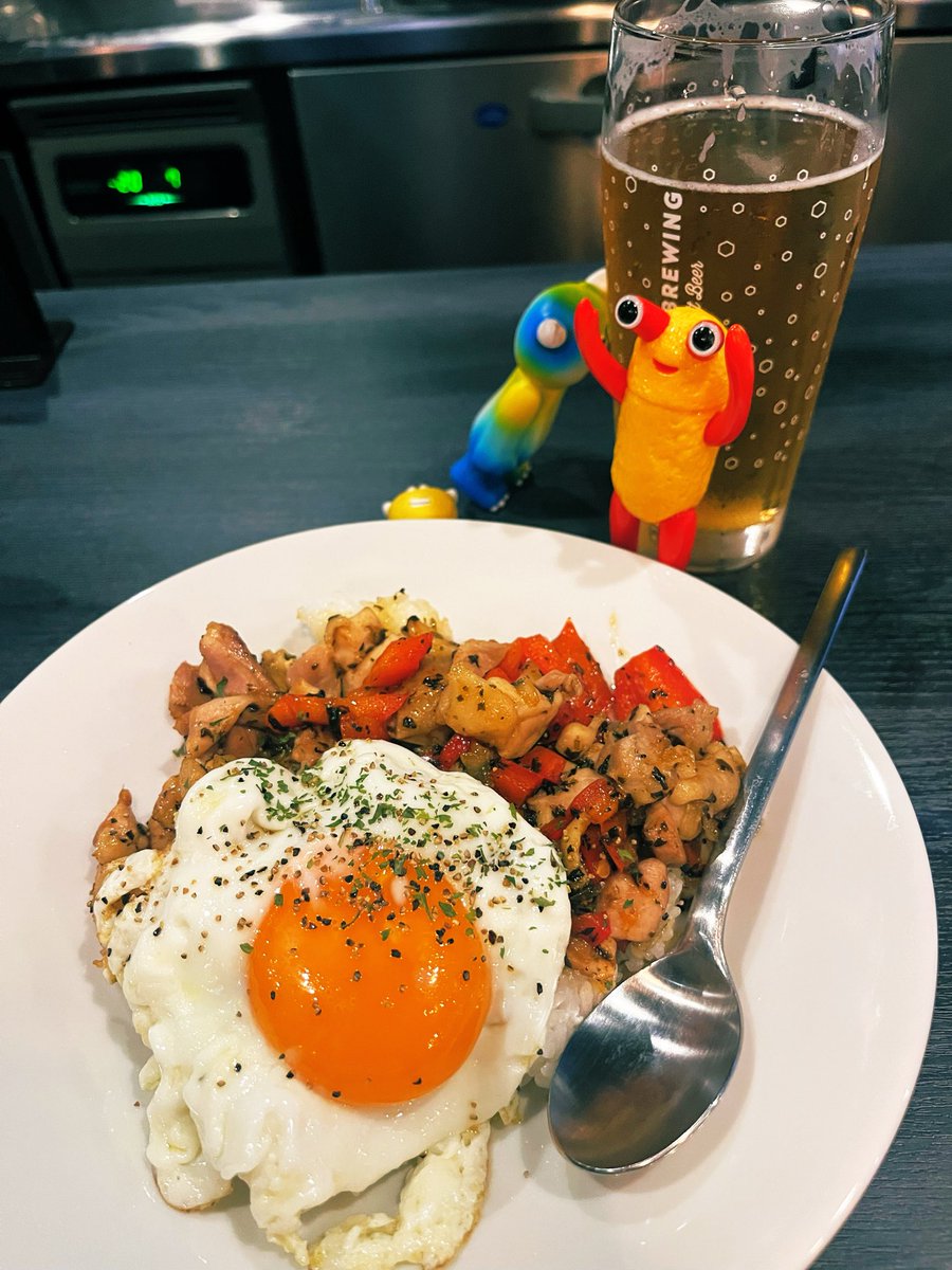 m_am88888888's tweet photo. 定時ダッシュいつものガパオ&beer❗️
#BrokenSkull3:16IPA2026
#ElSegundo
#IPA7.2% https://t.co/HzKiVejgGs