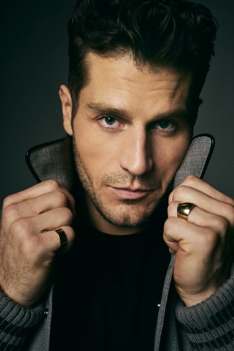 SPNEurope's tweet photo. Lou for AUGUSTMAN - May 2023
https://t.co/axzdSnqMk9
#LouFerrignoJr #TommyKinard #ParktheShark #ThePitt #DonovanRocker #swatcbs #911onABC https://t.co/aqAxX44kOr