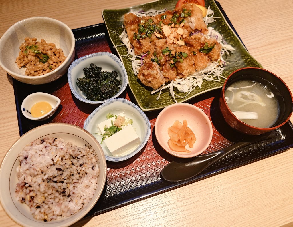 でんきち tweet media