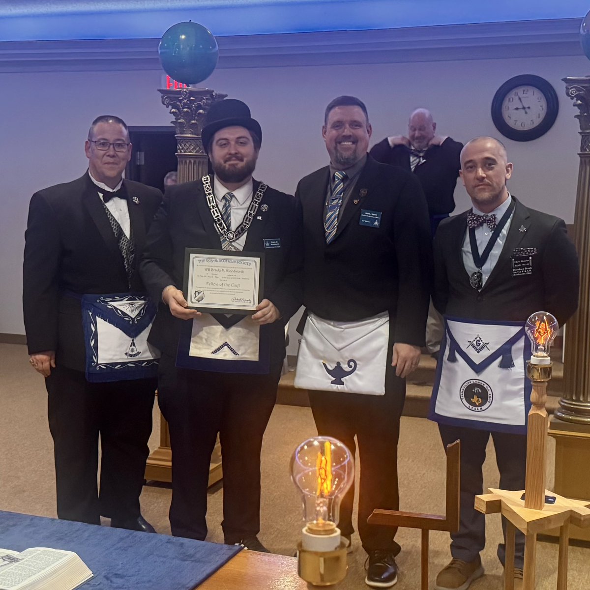 royalscofields1's tweet photo. Congratulations to WB Brady Woodworth on receiving his Fellow of the Craft certificate presented by DEO Brad Smith, RWB Greg Kita RSS 27 &amp; WB Chris Menke RSS 45! https://t.co/dpZnceFcFB