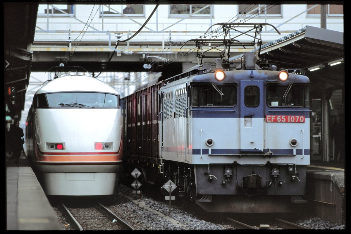 xdngf645's tweet photo. 本日のスキャン
2006.3.-2
#EF65 https://t.co/7ZpafuXyGr