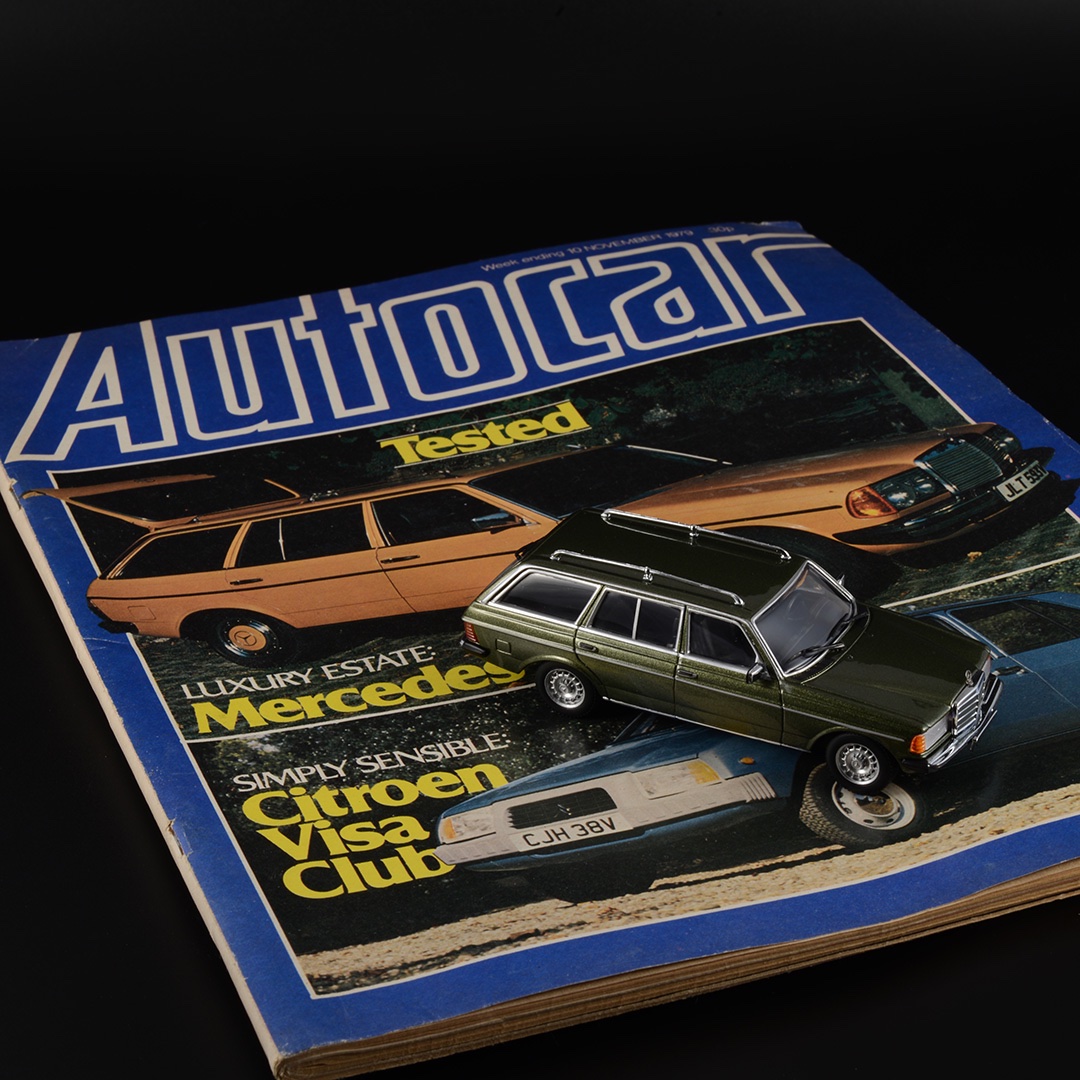 Diecast43's tweet photo. Mercedes-Benz S123 &amp; Autocar
MaXichamps 
1:43

#autocar #1970s #w123 https://t.co/oE3EzKYn4C