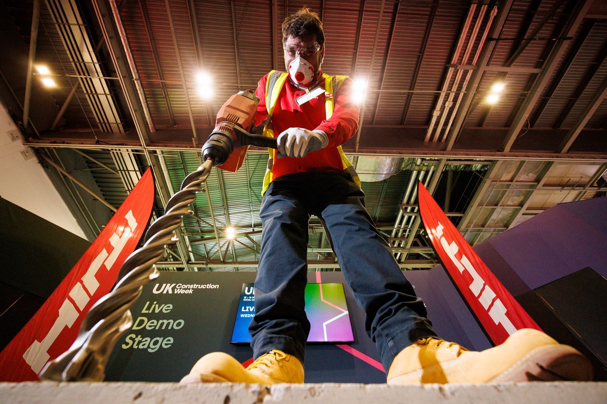 UK Construction Week tweet media