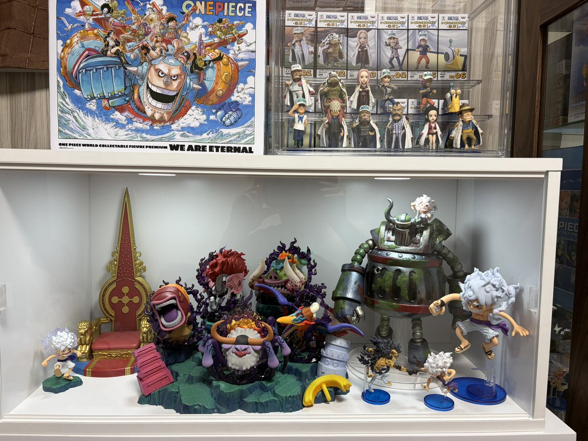 コレクションケース　フィギュア　ワンピース　ねんどろいど 千値練　限定　ワーコレ ちょっと大きいの入れると寂しくなちゃった！ 飾るのも難しい😨 ケース