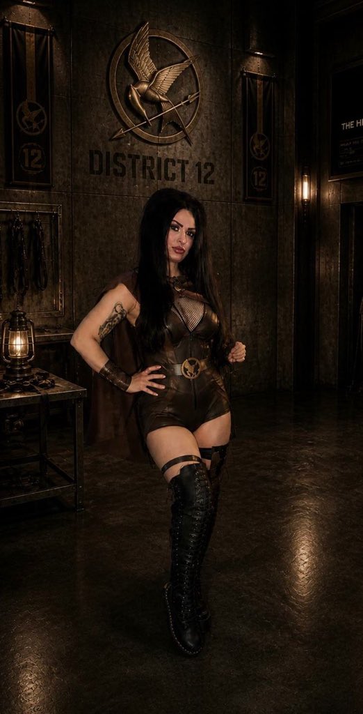 Mistress Vixen tweet media