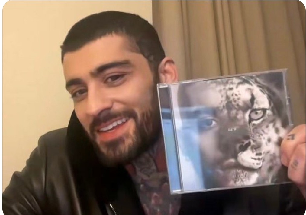 Kenya_100's tweet photo. Zayn is 33, better looking, sings better, is more talented and looks 10 years younger. https://t.co/Ndyp2YesPO