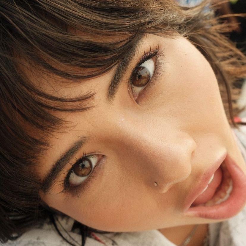 xopp666's tweet photo. need her wet lips around my tiny cock 😫😫 https://t.co/85FyAx7kdS