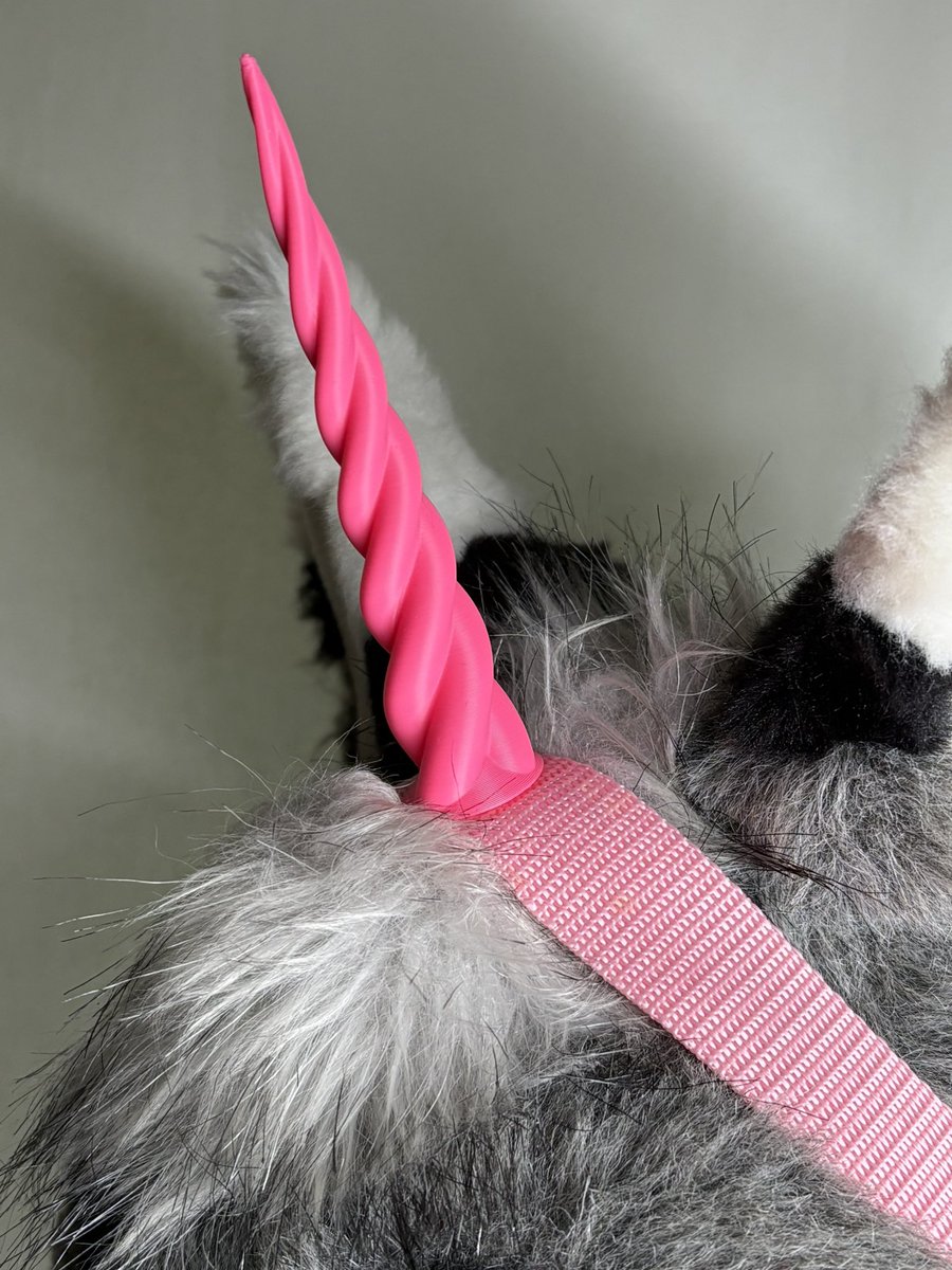 kitsukoShopFR's tweet photo. FOR SALE !! 
Unicorn halter 🩷🦄✨55€ shipping not included 

Collab with: @HFursuitFabric 

#ponyplay #furryharness #3Dprint #fursuitharness #harness https://t.co/XwiAmU0o7y