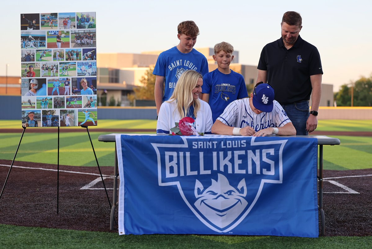 LHS_Baseball tweet media