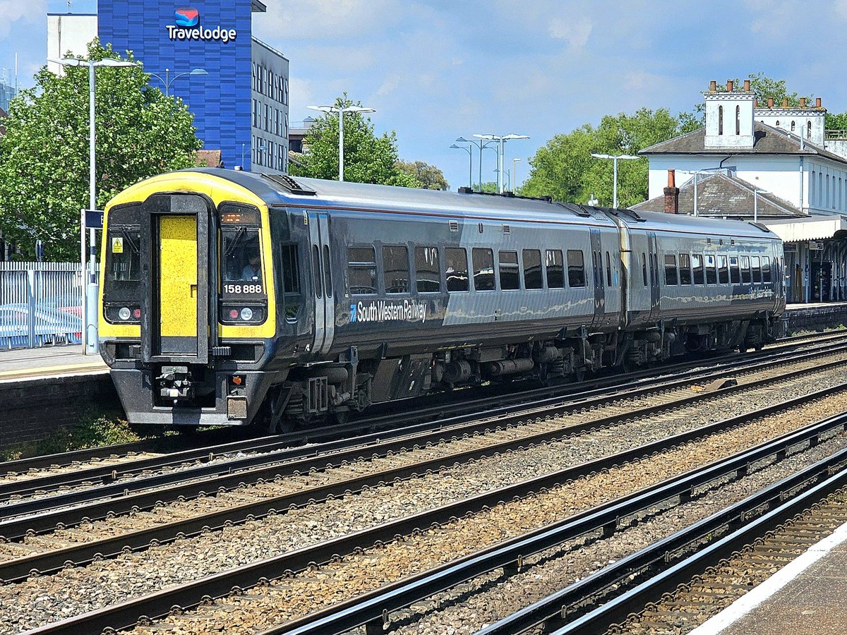 Sprotbrough 66722 tweet media
