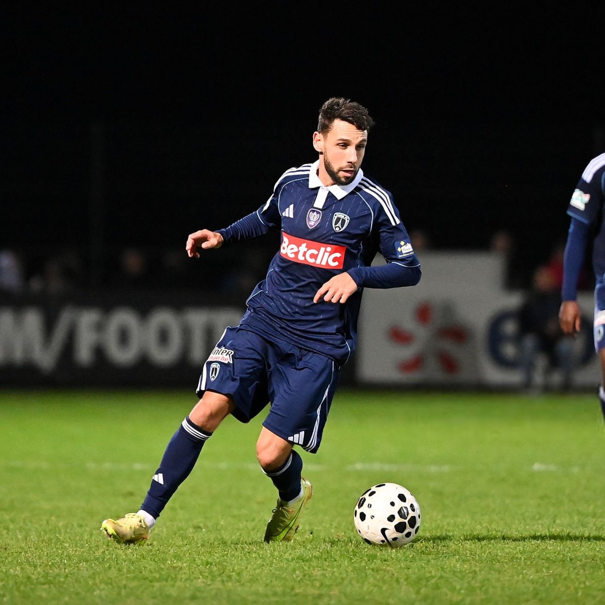 ActuL1_'s tweet photo. 🚨 𝗟𝗔 𝗙𝗜𝗡 𝗗𝗘 𝗝𝗨𝗟𝗜𝗘𝗡 𝗟𝗢𝗣𝗘𝗭 🇫🇷 𝗔𝗨 𝗣𝗙𝗖 ! 👋💙🖤

Après neuf saisons et 261 matchs, il va quitter le Paris FC à la fin de la saison. 

(@lequipe) https://t.co/cctPwEbxQE