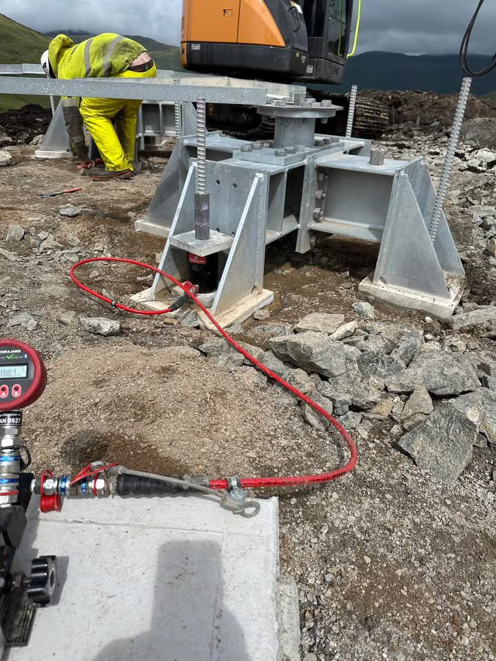 JulieDDrill's tweet photo. Read All About It… 🗞️ 

There’s no where the @DDrillGroup team can’t get to! Putting our orienteering and mountaineering skills to the test for this job.

Checkout our projects - https://t.co/hNyxbvEBCe

#pulltesting #construction #telecoms https://t.co/bquW1VkAkF