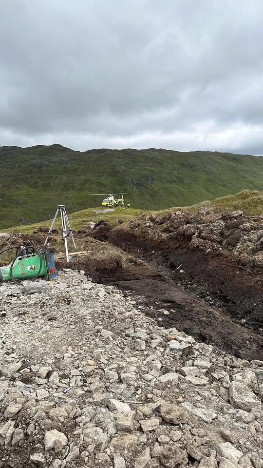 JulieDDrill's tweet photo. Read All About It… 🗞️ 

There’s no where the @DDrillGroup team can’t get to! Putting our orienteering and mountaineering skills to the test for this job.

Checkout our projects - https://t.co/hNyxbvEBCe

#pulltesting #construction #telecoms https://t.co/bquW1VkAkF