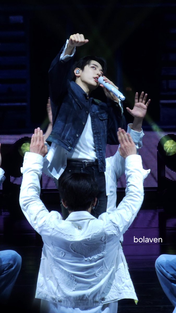 bolavening's tweet photo. 미팬 벌써 이번 주말이네 😆 재찬이 추앙하러 가자... https://t.co/mQ0QtGvX6Z