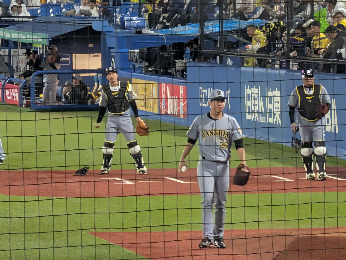 Sieg2_tiger's tweet photo. きた！
今日こそ出番あるぜ！
#畠世周 https://t.co/Fw4YiDW4s5