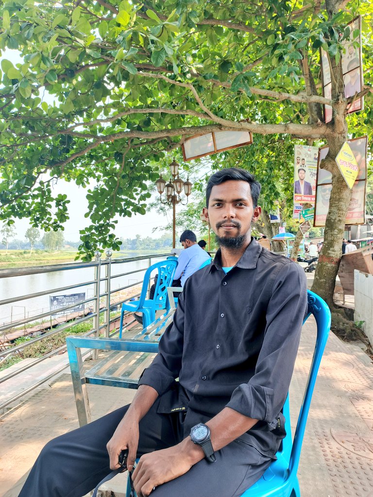 dhali_riyad's tweet photo. In a place familiar to everyone 🌿 

Yasir Arabi 📷 https://t.co/BGgAgirKZM