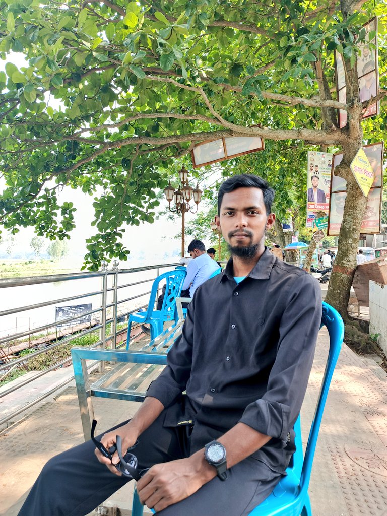 dhali_riyad's tweet photo. In a place familiar to everyone 🌿 

Yasir Arabi 📷 https://t.co/BGgAgirKZM