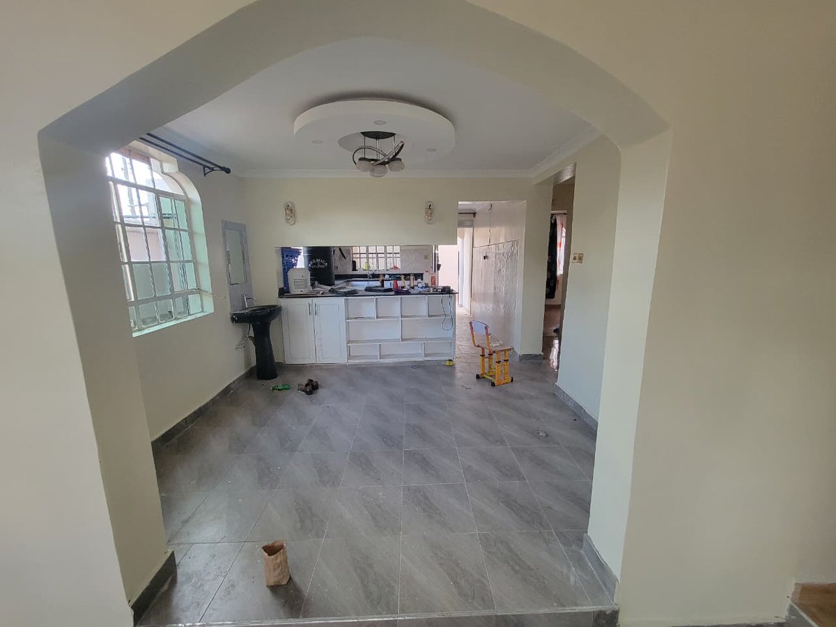wamuchoki's tweet photo. 🏡ELEGANT 4 BEDROOM MAISONETTE TO LET – KENYATTA ROAD
Experience spacious living in this beautiful 4-bedroom maisonette with an SQ and family room, located in a 

💰 Rent: Ksh 100,000 per month

📞 Call/WhatsApp: +254 731 668 603
Live where comfort meets luxury 🏡✨ https://t.co/xyhgmrmNLK