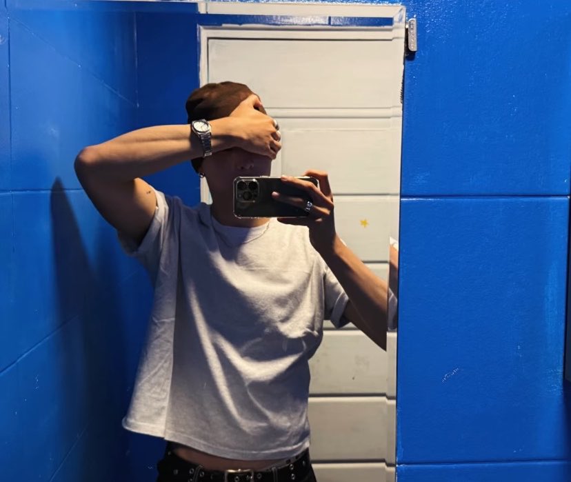 pretty boy kyo ⭑.ᐟ tweet media