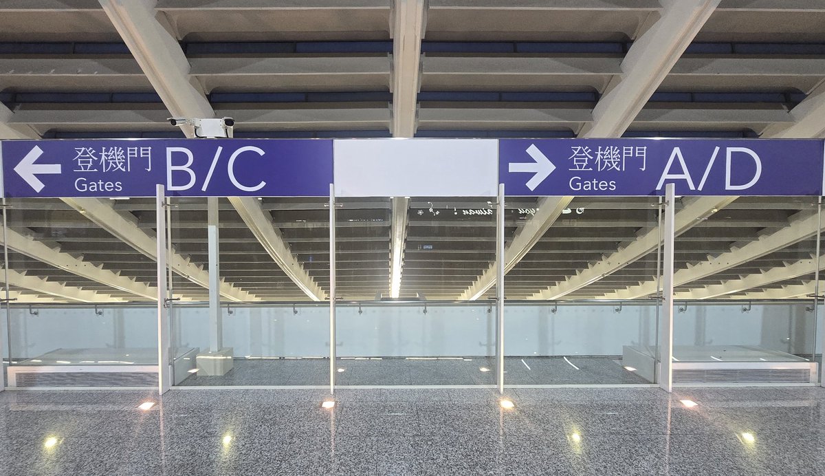 boobopen's tweet photo. 向左走🤔
向右走🤔
到底往哪裡🤔 https://t.co/8hKCmCTQuh