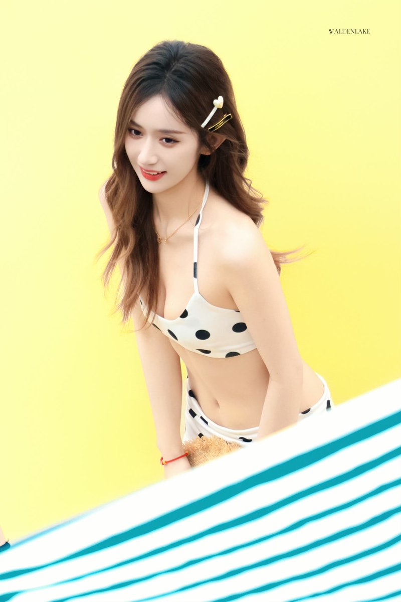 seineriveer's tweet photo. SNH48 热恋专属 (Love Ver.) 

Jiang ShuTing

#SNH48 #蒋舒婷 #JiangShuTing

sc: 瓦尔登湖Walden_蒋舒婷 https://t.co/Oon3ghDmG0