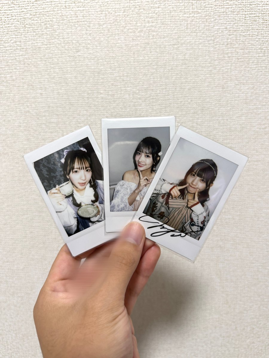 ランチェキ届いたぁぁぁあ！！！！ 莉世ちゃん自引きできたし、まゆみ