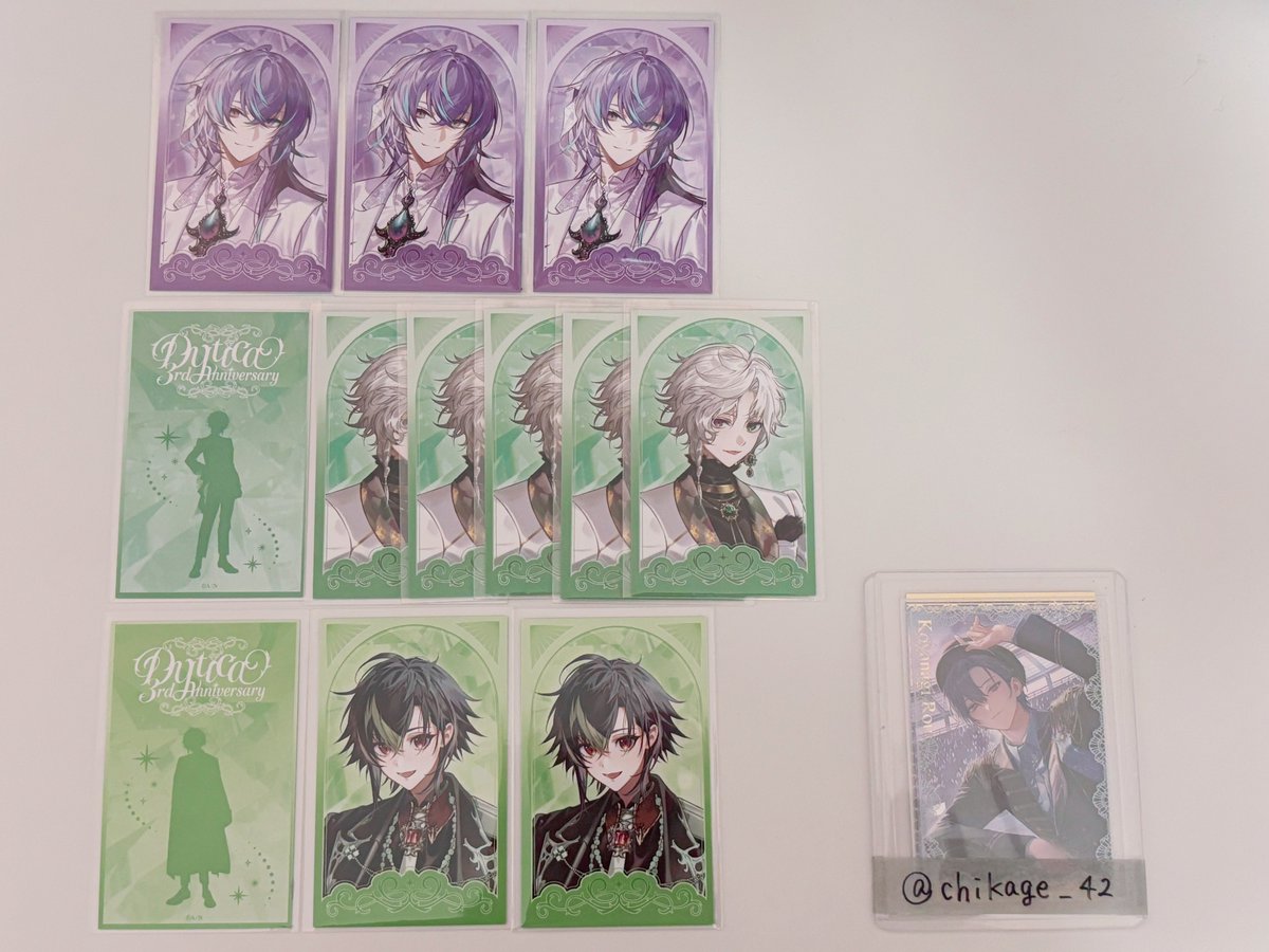chikage_42's tweet photo. 【交換】にじさんじ Dytica 3rd Anniversary 3周年 チェキ風カード

譲：画像1枚目
求：画像2枚目（R⇄R、N⇄N同士）

◎郵送での交換のみ
◎纏めての方優先

検索からもお気軽にお声掛けください🙇‍♀️ https://t.co/jGW5nk1OQf