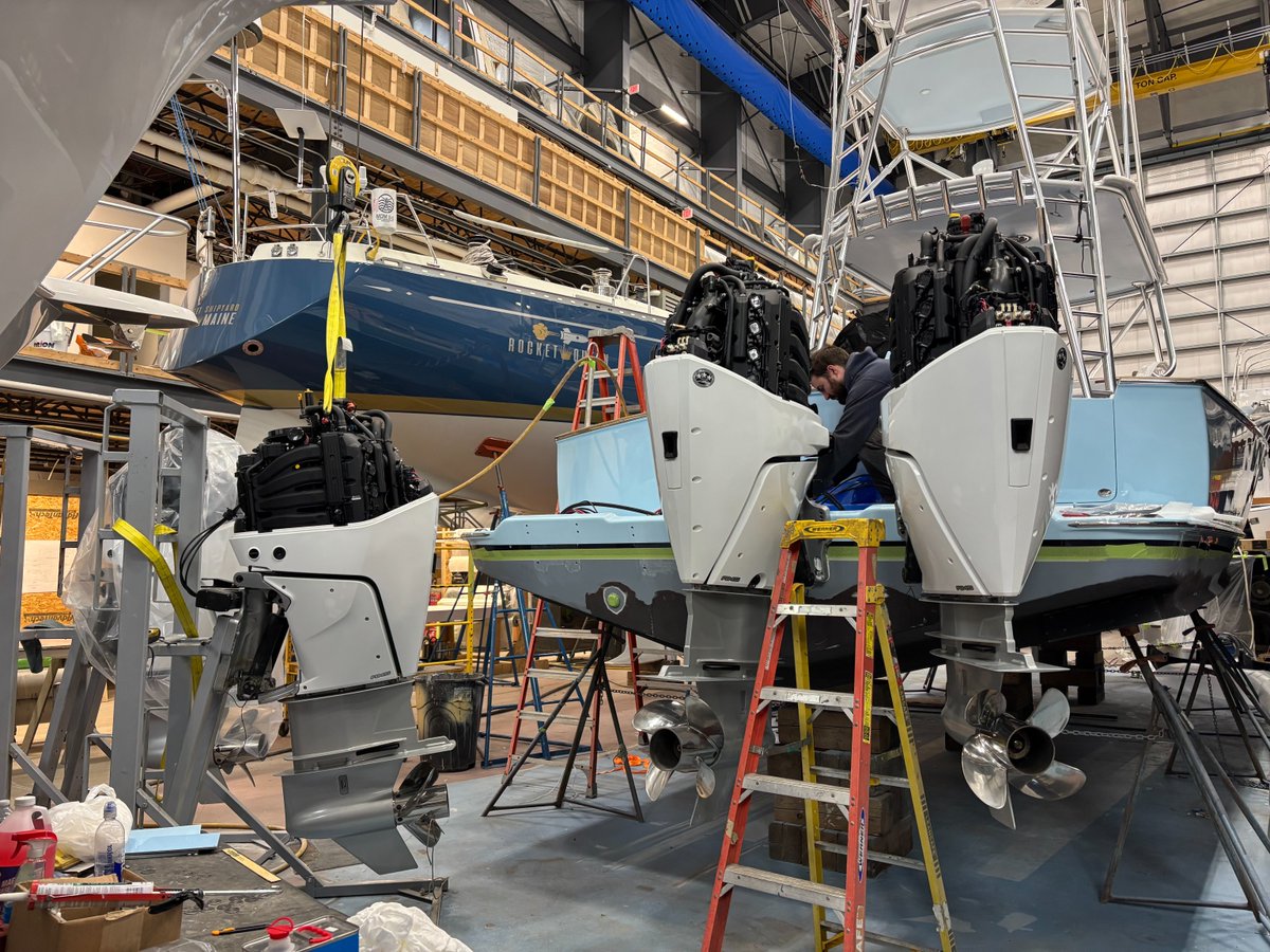 FrontShipyard's tweet photo. Two outboards mounted, and two to go. https://t.co/q4bIPNCa8I