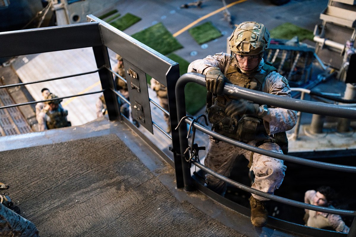 Fleet Marine Force at Sea

Marines conduct cable ladder training in the well deck of USS Portland while operating in the South China Sea. Our combat credible forces remain prepared to overcome any obstacle to defend peace through strength.

#BlueGreenTeam | #US7thFleet https://t.co/NhTXdVfpyK