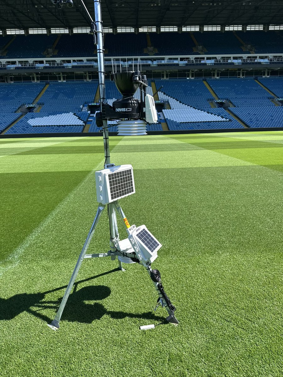 UKWeatherExpert's tweet photo. Following the success of our recent Prodata Weather Systems (Davis Instruments) installation at Leeds United F.C., we returned to Elland Road to further expand the club’s environmental monitoring network with an additional advanced sensor node installation.
@davisinst https://t.co/F6fuWoGT4P