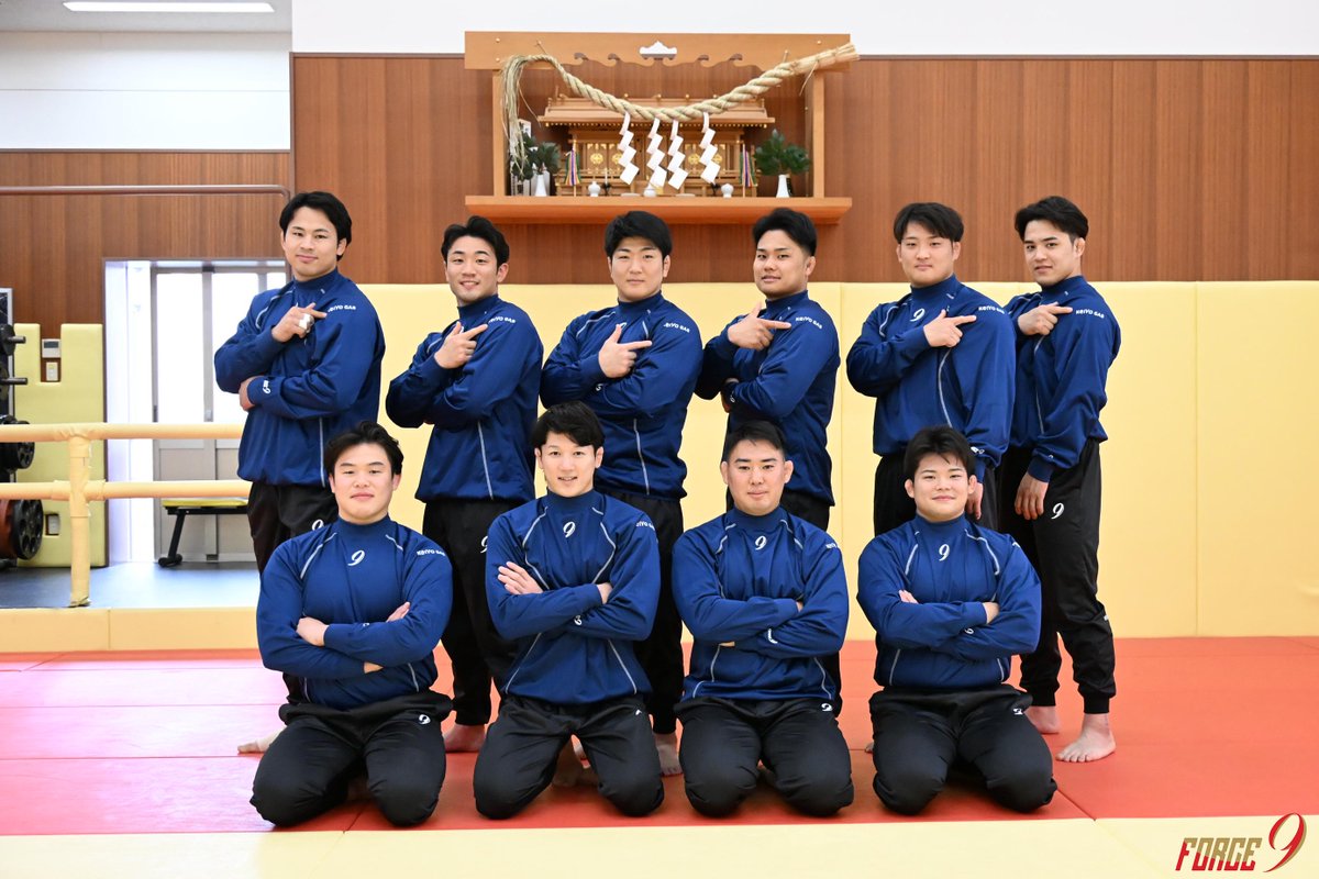 keiyogasjudo's tweet photo. 【NEW GEAR】
この度、超発汗ウォームアップスーツを開発・販売されているFORCE9様より、京葉ガス柔道部へ減量着のご提供をいただきました。
"常に最高の準備を"
#PR
#force9
#京葉ガス柔道部
#柔道
#JUDO https://t.co/M1cYtHIpKQ