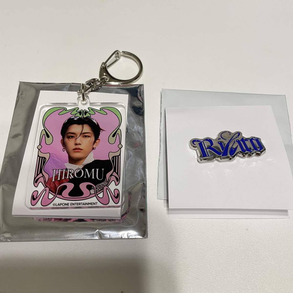IcgmDp's tweet photo. INI NEW YEAR POPUP STORE 2026 交換

【譲】
アクリルキーホルダー 髙塚
ピンバッジ 池﨑

【求】
各同種  木村

郵送での交換可能な方探しております
お気軽にお声がけください🙇🏻‍♀️

 #INI交換 https://t.co/cSjeBmfOuy