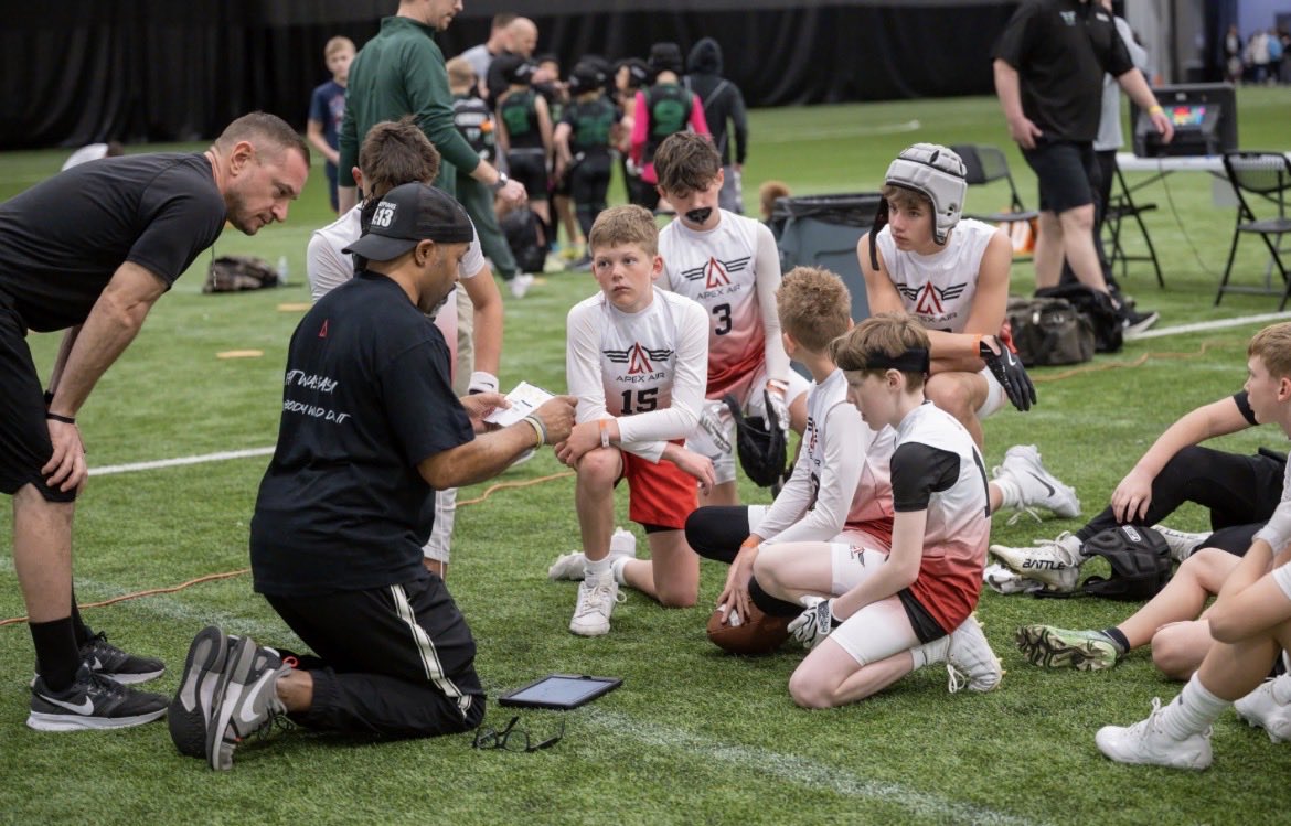 ApexAir 7-on-7 tweet media